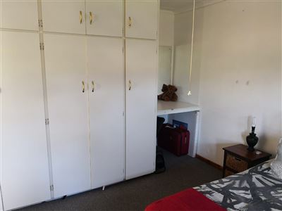 To Let 3 Bedroom Property for Rent in Bothasrus Eastern Cape